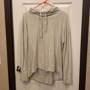 Hooded Pullover